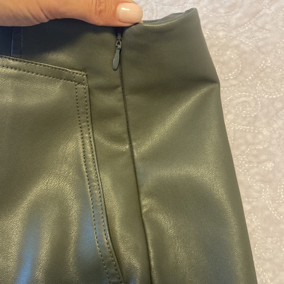 H&M Mini Skirt Size US 6 - Picture 4 of 4